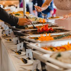 Hot Pans Catering