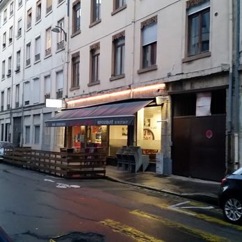 En Voûte et Moi - view from the street - Bars Near Me - Lyon, 69