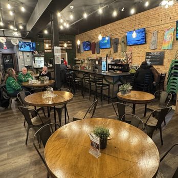 Nik & Ivy Brewing - Inside - Breweries Near Me - Lockport, Illinois Nik & Ivy Brewing - Inside - Breweries Near Me - Lockport, Illinois