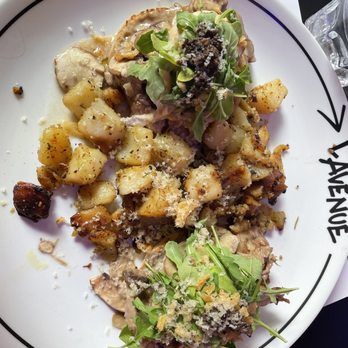 L'Avenue Notre Dame - Truffle duck - Breakfast & Brunch Near Me - Montreal, Quebec L'Avenue Notre Dame - Truffle duck - Breakfast & Brunch Near Me - Montreal, Quebec