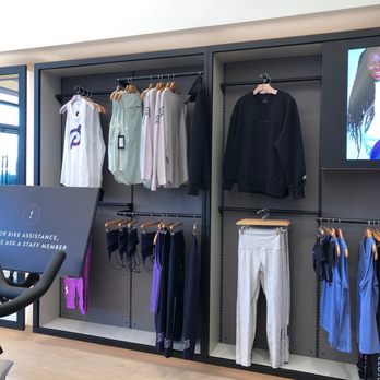 Peloton Showroom - Small fitness apparel for sale. - Fitness/Exercise Equipment Near Me - Leawood, Kansas