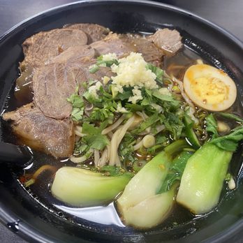 Dumpling U - D12. Spicy Beef Noodles - Dim Sum Near Me - Stockton, California