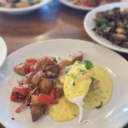 Eggs Benedict