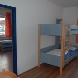 Blue Doors Hostel - aufgeteiltes Sechsbettzimmer