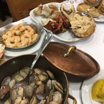 Cervejaria Ramiro - Steamed clams, garlic shrimp, crab - Seafood Near Me - Lisbon, 11