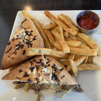 Blu Alehouse - Sports Bars Near Me - Riverdale, New Jersey