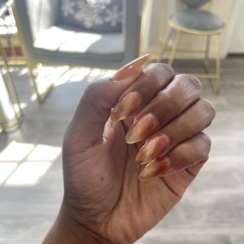MH Gel Nails Beauty - Cat Eye - Nail Salons Near Me - Long Beach, California