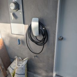 Tesla wall connector/charger
