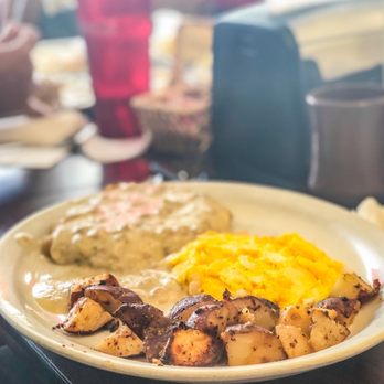 Wooden Spoon - Country fried steak and eggs - American Near Me - Marathon, Florida Wooden Spoon - Country fried steak and eggs - American Near Me - Marathon, Florida