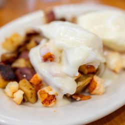Jeannie's Great Maine Breakfast - Lobster Benedict ($30)