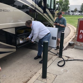 Flying J Travel Center - Gas Stations Near Me - Aurora, Colorado