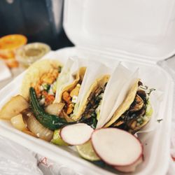 Tacos 65 - Pollo asada and champiñones tacos