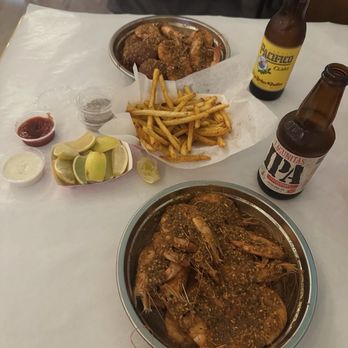 Cajun Crawfish Stop - Cajun/Creole Near Me - Covina, California