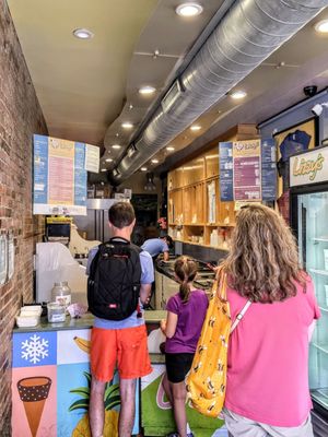 Lizzy's Ice Cream by null