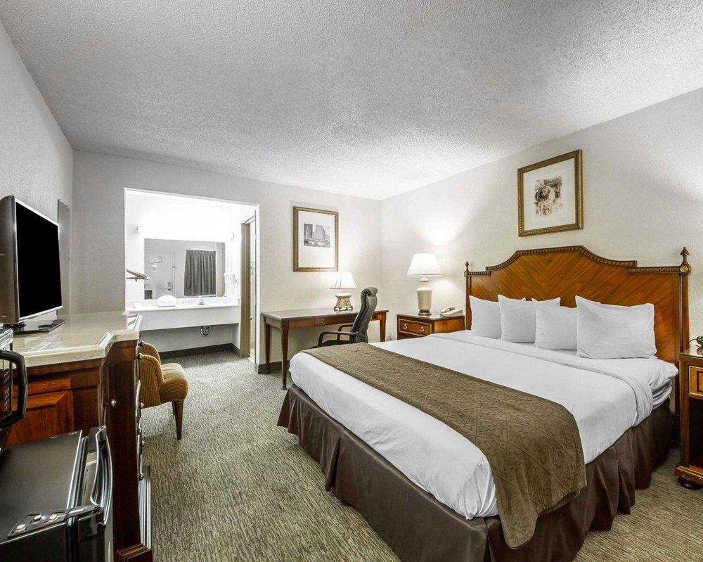 ECONO LODGE SACRAMENTO NORTH 177 Photos & 78 Reviews Hotels 3796