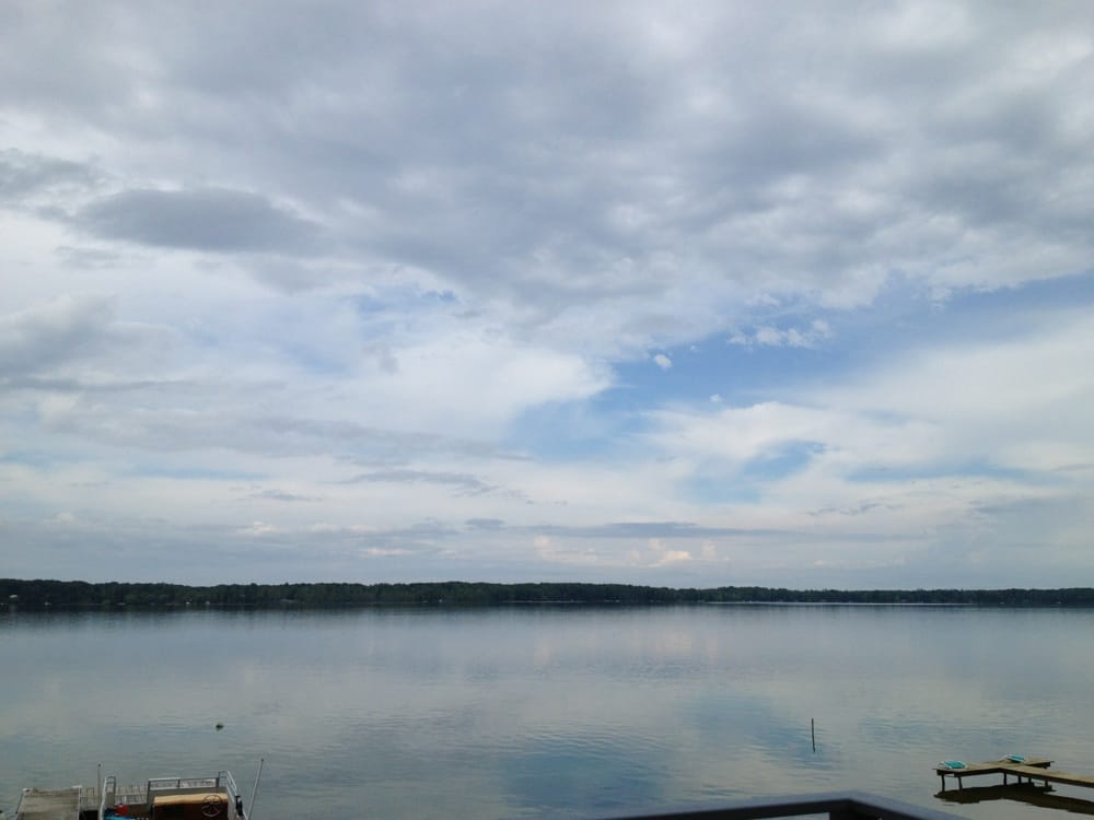 GREEN LAKE Updated September 2024 58925952 Sylvan Ln, Interlochen