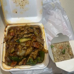 Lucky Chinese Cafe - Szechuan Chichen