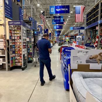 Lowe's Home Improvement - Aisles - Hardware Stores Near Me - Fort Myers, Florida