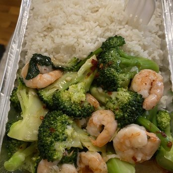 Jade Palace - Shrimp and broccoli - Chinese Near Me - Valley Stream, New York
