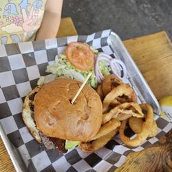 The Rock of Twain Harte - Lodge burger with onion rings