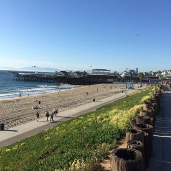 Redondo Beach Pier - Beach and restaurants. Pier view from the left. Redondo Pier 3/15/2017 - Souvenir Shops Near Me - Redondo Beach, California Redondo Beach Pier - Beach and restaurants. Pier view from the left. Redondo Pier 3/15/2017 - Souvenir Shops Near Me - Redondo Beach, California