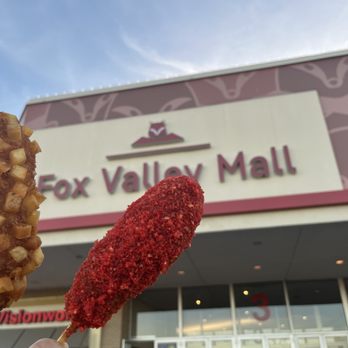 Mochii Donut - outside of fox valley mall - Bubble Tea Near Me - Aurora, Illinois Mochii Donut - outside of fox valley mall - Bubble Tea Near Me - Aurora, Illinois