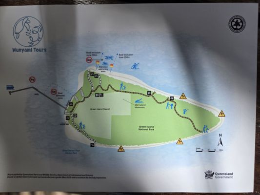 Green Island Resort by null