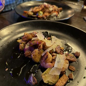 Vineyard Market - Hot Honey Pecan Shrimp - split on two plates - Cigar Bars Near Me - Ozark, Missouri Vineyard Market - Hot Honey Pecan Shrimp - split on two plates - Cigar Bars Near Me - Ozark, Missouri
