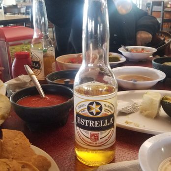 Carnitas El Alteño - Digging in!! - Mexican Near Me - Jalostotitlán, JAL Carnitas El Alteño - Digging in!! - Mexican Near Me - Jalostotitlán, JAL