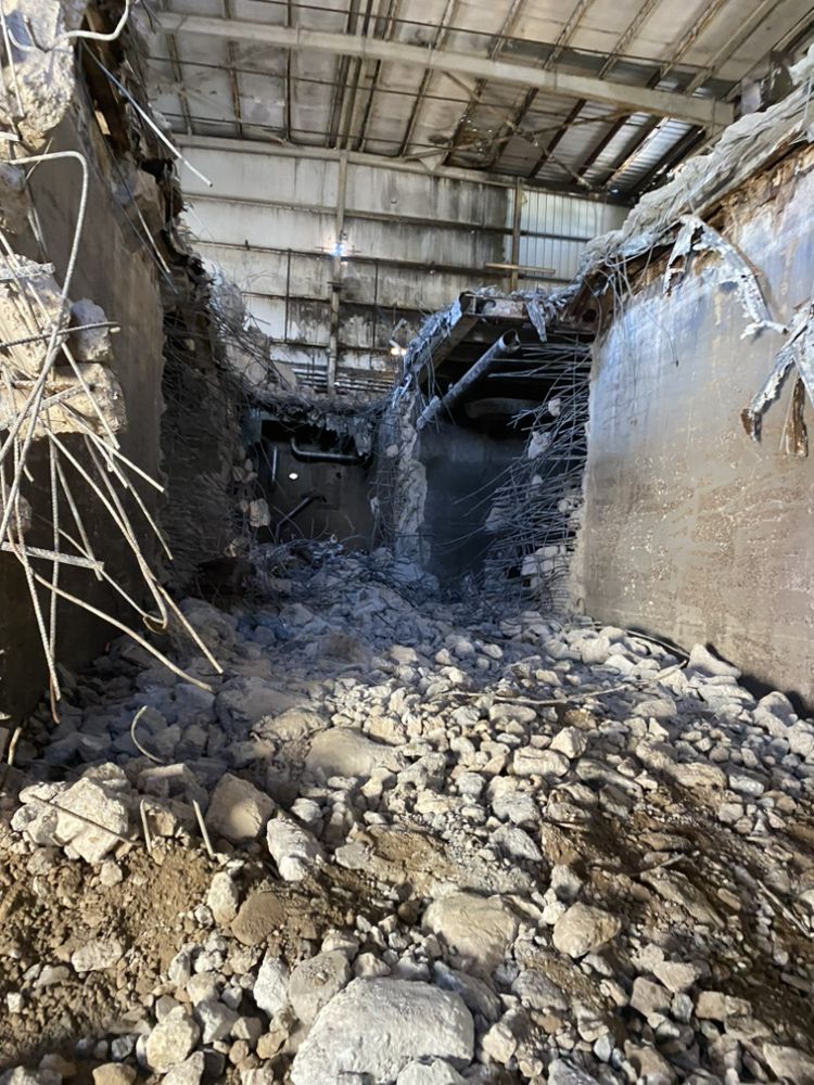 Slide of Lyons Landscaping & Construction