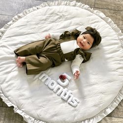 Milk and Lily Clothing Boutique - One of our many cute and stylish customers ;)