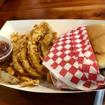 Oark General Store - Burger and onion rings - Grocery Near Me - Oark, Arkansas