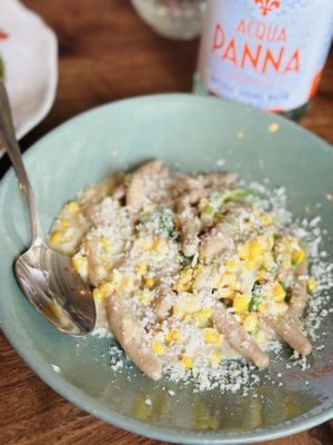 feast & floret by null