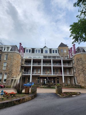 Crescent Hotel and Spa by null