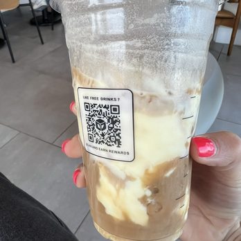 Da Vien Coffee - Banana in the cold brew - Coffee & Tea Near Me - Milpitas, California