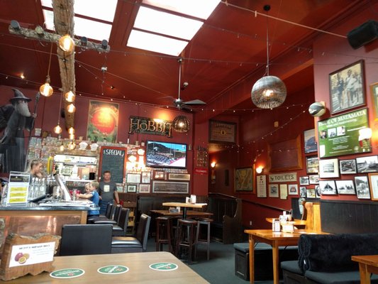 Redoubt Bar & Eatery by null