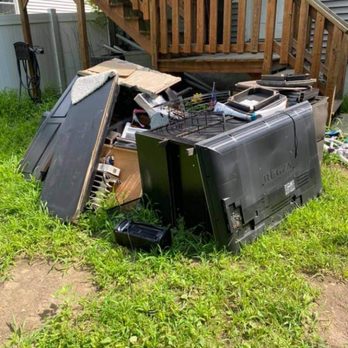 Dumpster Dan's - Junk Removal & Hauling Near Me - Nashua, New Hampshire Dumpster Dan's - Junk Removal & Hauling Near Me - Nashua, New Hampshire