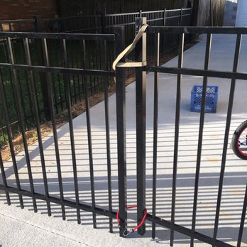 Cardinal Fence & Security - gate installed that does not provide safety needed for a house that has 4 children 6 and under - Fences & Gates Near Me - Louisville, Kentucky Cardinal Fence & Security - gate installed that does not provide safety needed for a house that has 4 children 6 and under - Fences & Gates Near Me - Louisville, Kentucky