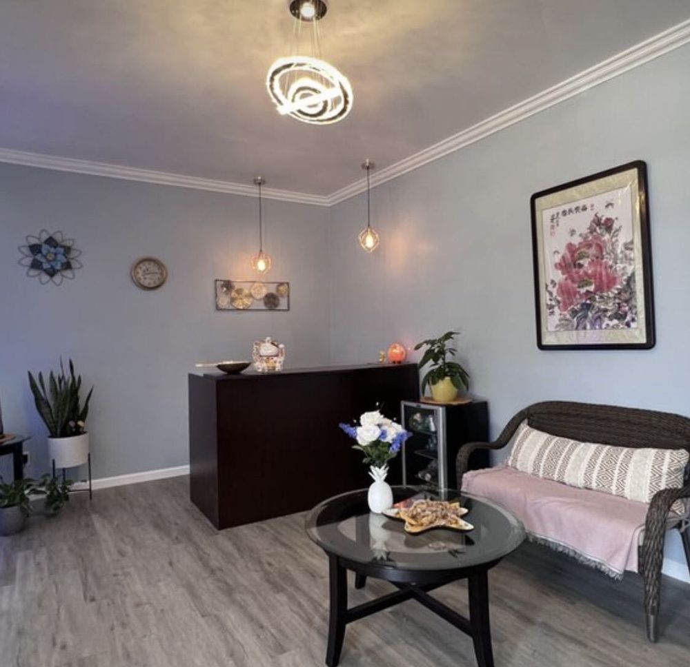 Sunny Spa & Massage, Tulsa Roadtrippers