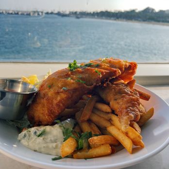Longboard's Grill - Fish and chips over the ocean - Cocktail Bars Near Me - Santa Barbara, California Longboard's Grill - Fish and chips over the ocean - Cocktail Bars Near Me - Santa Barbara, California