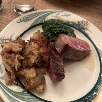 Peter Luger - Steakhouses Near Me - Brooklyn, New York