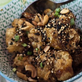 Pennyville Station - Kung Pao Cauliflower - $15.95 - New American Near Me - Park Ridge, Illinois