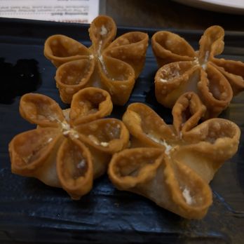Le Thai - Cream cheese rangoon - Thai Near Me - Las Vegas, Nevada Le Thai - Cream cheese rangoon - Thai Near Me - Las Vegas, Nevada