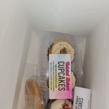 Twisted Sisters Cupcakes  - Cupcakes Near Me - Virginia Beach, Virginia