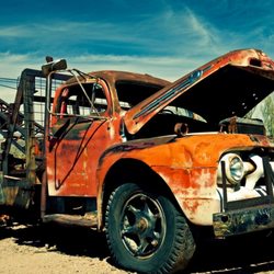Deluxe Towing Service