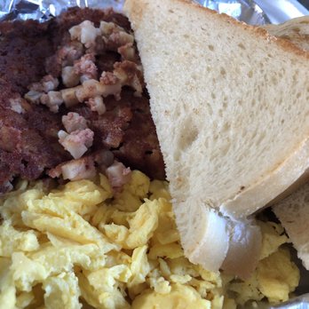 Last Chance Bar & Grill - Sunrise (corned beef/hash, scrambled eggs, sour dough bread). - Dive Bars Near Me - Peoria, Illinois