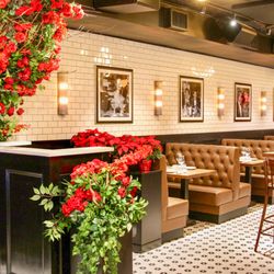 The Americano - Comfy Booths