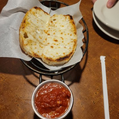 Selma's Chicago Pizzeria & Tap Room by null