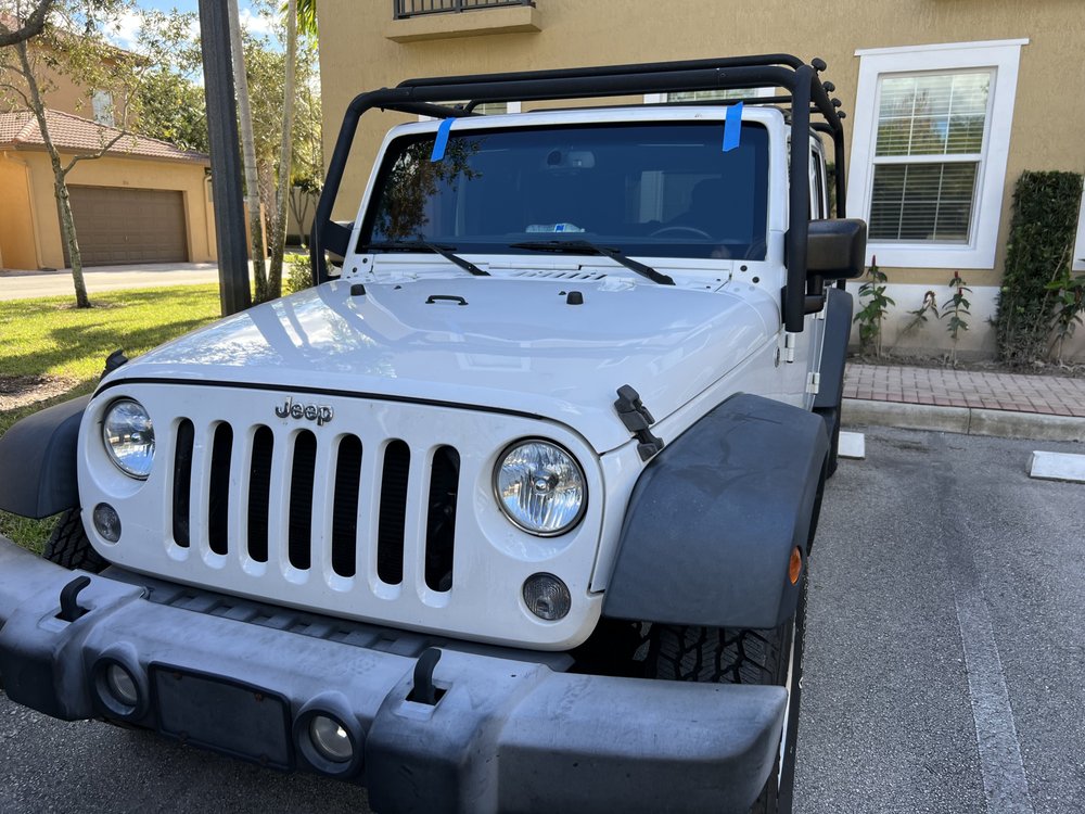 DOCTOR AUTO GLASS 43 Photos Doral, Florida Windshield