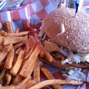 Oscar's Cafe - murder burger = okay, better w/hot sauce - Mexican Near Me - Springdale, Utah